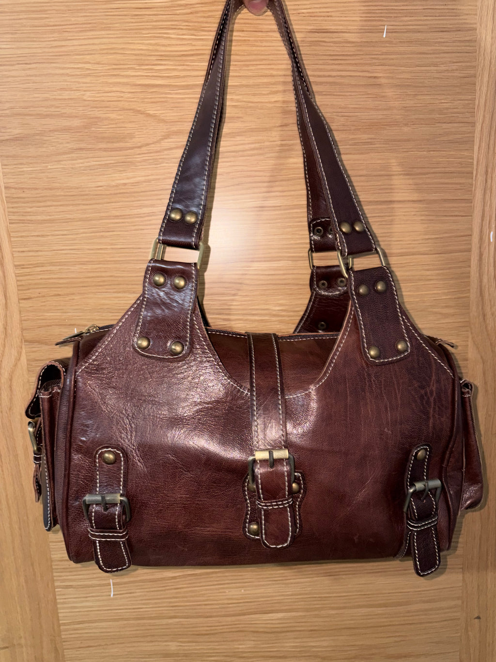 Cartera artesanal marroquí de cuero de cabra hecha a mano