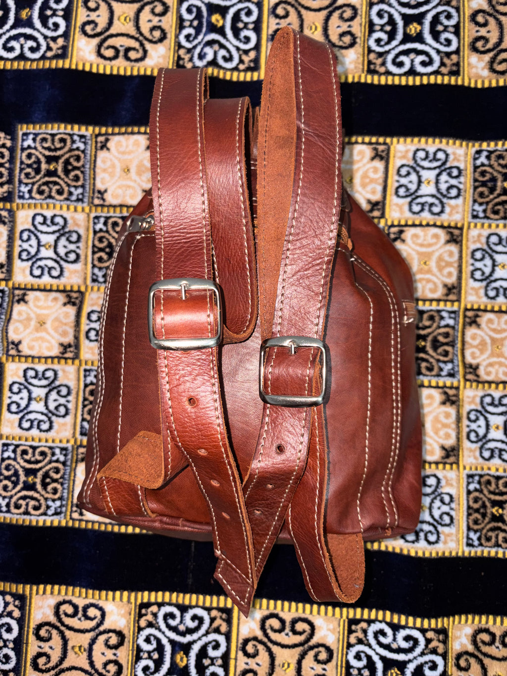 Cartera artesanal marroquí de cuero de cabra hecha a mano