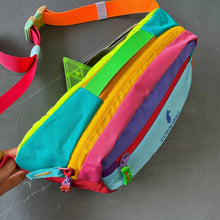 Outdoor Sports Chest Bag, Unisex Crossbody Shoulder Bag for Running, Cycling, Hiking & Travel